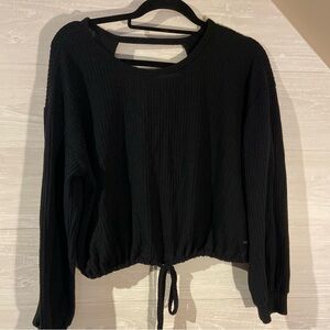 Cropped Balck HOLLISTER sweater!!